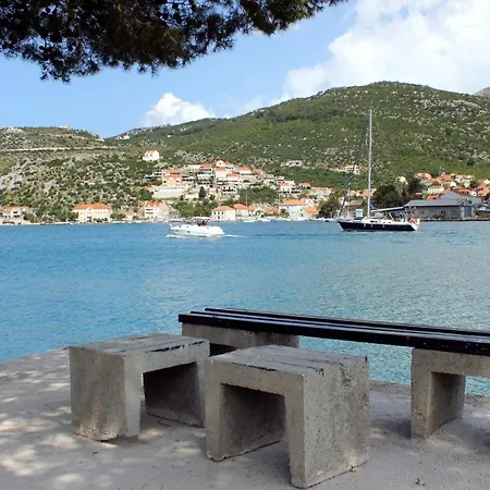 Family-friendly With Swimming Pool Sustjepan, - 17308 Διαμέρισμα *