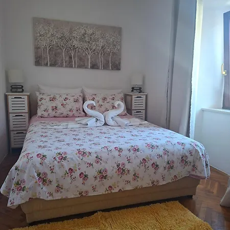 Family-friendly With Swimming Pool Sustjepan, - 17308 Apartmán *